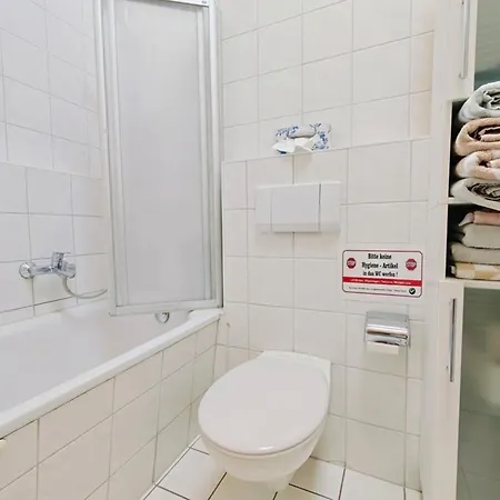 Ostseeblick, Wustrow 62 *